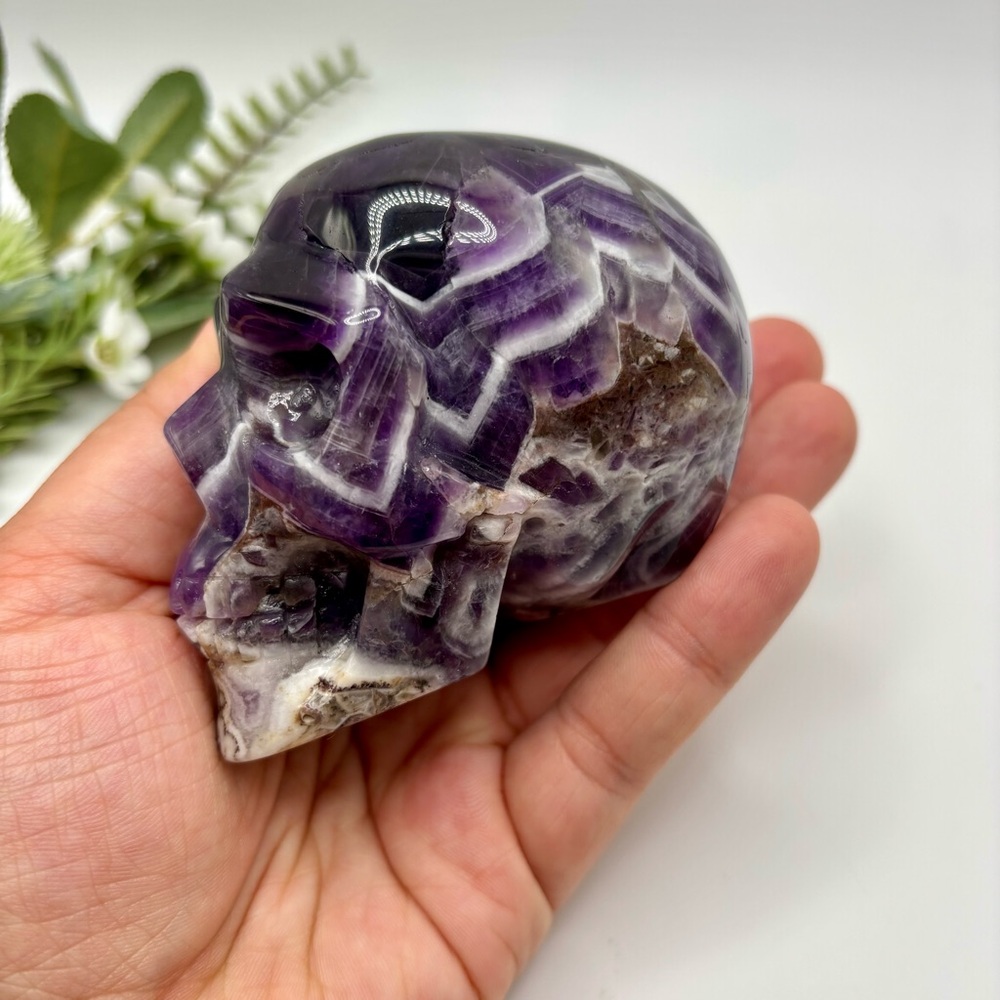 Dream amethyst skull (b)
